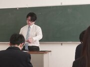 3年間洗脳し続けた巨乳生徒が顔射ペットに1