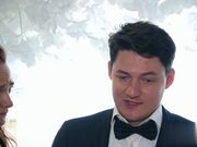 爸爸不在家我向年轻后妈分享肉棒