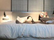 长相甜美性感的长发美女被大屌男干的死去活来 求饶没用又干一次