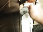 小哥KTV勾搭陪酒女 黑丝小高跟真鸡巴骚厕所内拔掉直接后入抽插