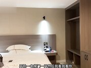 冒充学生的娇嫩少女娇声绝顶泪眼迷离忘我舌吻