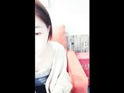 99年屌絲女主播網吧勾引猥瑣小夥與狼友激情互動