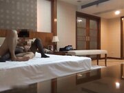 酒店约啪学院在读马尾辫大波肥臀学生妹穿上黑丝各种体位爆插操的叫老公好爽