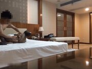 酒店约啪学院在读马尾辫大波肥臀学生妹穿上黑丝各种体位爆插操的叫老公好爽