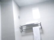 小伙洗浴中心偷拍 大姐非常配合小哥吃着鸡巴让摸逼 玩了好几个姿势爆草抽插