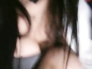 渣女来袭深夜不怕冷 全程露脸户外揉着骚奶子漏着逼勾搭路人小哥激情啪啪