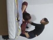 路边按摩店300块按摩加打炮搞了身材不错的少妇老板娘