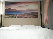 深夜酒店约外围上门刚干完不久由管理员小马代班草