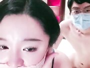 颜值不错有点微胖 露脸风情跟大哥双飞好闺蜜后入啪啪 极品大屁股 揉着骚奶子爆草