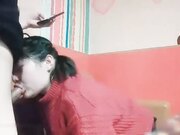 刚来娱乐城兼职没几天的胖学妹要求可以无套 但不能内射