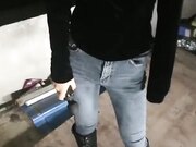 长筒靴牛仔裤小姐姐户外啪啪 给东北老哥口交 站立后入啪啪小屁股真翘