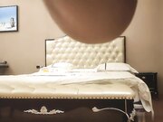 黑丝大白腿，荡妇相伴这1500花的真是值得，超清设备偷拍佳作