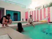 台湾导演恩凯街头搭讪系列_没想到竟是泰国大博主