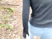 雨过天晴 野外车震 好不容易硬起来被路过的一群牛吓软了 面对美乳嫩穴却有心无力