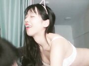 帅气小哥哥与清纯小姐姐的激情互动 舔大屁股吃奶子玩鸡巴 享受小姐姐的口活