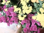 戴着跳蛋勾搭吃宵夜小哥哥打炮 一路潮吹喷水情趣制服在酒吧厕所开战