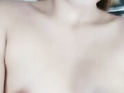 黑丝没毛颜值欲女跟小哥激情啪啪 全程露脸让小哥无套爆草