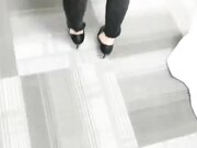 内射无毛白虎性感高跟鞋小姐姐，精液射满了整个逼