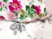 会喷水亲姐姐_周末和姐姐单独在老家姨妈刚走不停在家发骚先让她带上乳夹菊花插上尾巴去楼下取快递