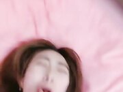 高挑车模席地而坐白虎穴露脸自慰床上勾引网友忍不住舔逼 做爱射在外阴上