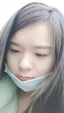 让白嫩美女主播等个专车司机去打野战