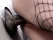 与男友吵架后 主动出轨路人