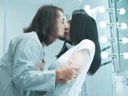 在男友面前被肛交的女护士