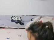 颜值不错妹子双人秀爆菊啪啪 翘起屁股拉珠道具插菊花上位骑乘抽插