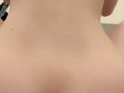 超美大白屁股蜜桃臀女上榨精 白浆是真的多 直接叼起沾满白浆的大肉棒就开始口交