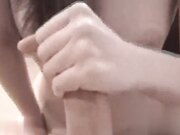 大屁股黑发不在安全期的继侄女与继叔叔谈论口交和乱伦性交游戏