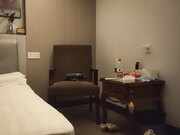 叫鸡碰到以前同学妈妈 彼此半天不说话