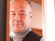 华奢纤细巨乳女友被我父亲寝取并播种1