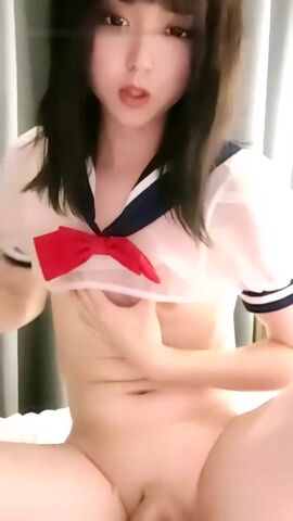 国产极品伪娘 长得一副萝莉样的小安 被肥胖金主包养 直播狂干根本停不下来