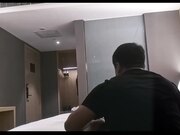 网红脸蛋搭配娃娃音，骚话对白自慰被艹到呻吟不断