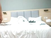 顶级尤物外围女神 超高颜值短发 难得返场激情 各种姿势输出 操完跳蛋震穴