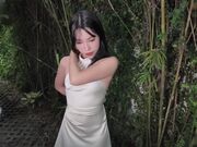 漂亮美眉Miuzxc 身材苗条 在小哥进入我体内之前先用口交取悦他 户外操到房间