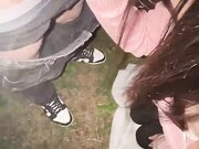 户外雨中野战 被路人发现威胁报警 无奈让他加入3P内射姐姐 姐姐被吓坏了