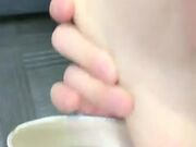 漂亮美眉 身材苗条大长腿 被小哥各种猛怼无毛小穴 娇喘不停 最后口爆一口精液