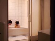 第一次脱掉女友衣服后 与穿衣风格截然不同的丰满巨乳2