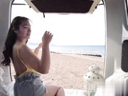 极品樱花妹蜜桃臀女神阳光沙滩性爱！