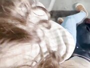 编制幼儿园老师穿开档牛仔裤在楼道被操的尿失禁