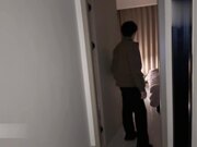 刷锅被网友内射过的妹妹小穴羞耻夹着精液回家汁液淌湿了大腿内侧肉棒后入继续搅动颜射