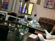 酷似周冬雨00后KTV群P口交内射