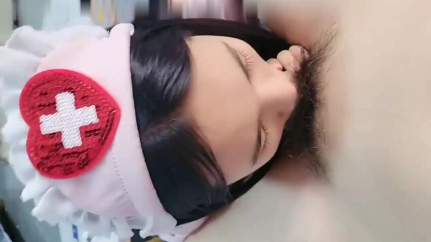 你的乖巧护士女友粉奶嫩逼请尽情