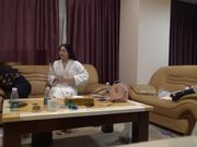 约丰满肥臀94年南京妹性感蓝丝呻吟