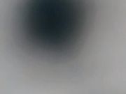 刚生完孩子的孕妇奶水这么足都流出来了