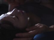 隔壁住着一位变态老男人 因长期揉捏乳头而开发出的睡夺美乳妻子1