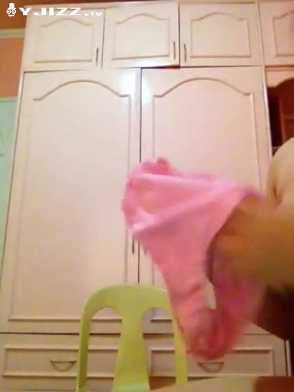 出差寂寞难耐 娇妻视频自摸安慰我