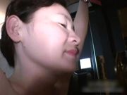 和老公在家玩SM各种玩法打开了她的新世界,口爆深喉样样不少