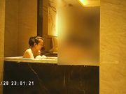 王老板每周都要约的少妇理财师酒店爆操干完一起鸳鸯浴浴缸里再次大战干的说感觉太好了呻吟动听国语对白720P高清